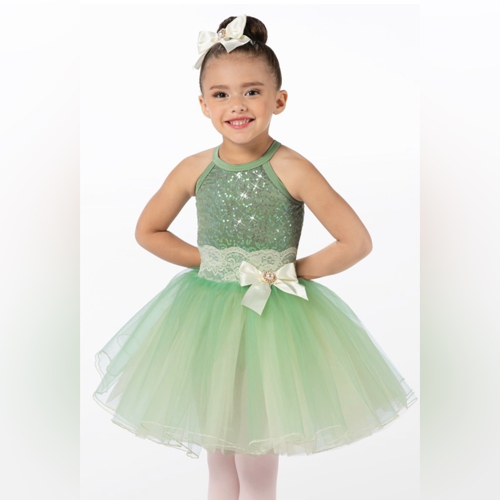 Weissmans 14390
Path of the Wind Ballet Costume